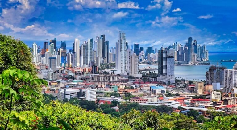 Panamá: Plataforma Regional para la Expansión Empresarial Internacional